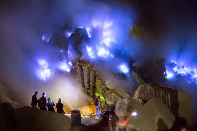 Kawah Ijen Blue Fire Tour - Share Package - The drive from Banyuwangi to Paltuding