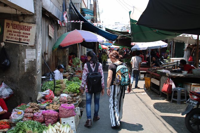 Look at Jakarta Local Experience Tour With Boating - Sunda Kelapa Harbor and the wooden boat