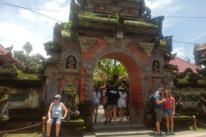Magic Of Ubud Temple Swing And Waterfall Private Guided Tour - Tirta Empul Temple and the sacred spring