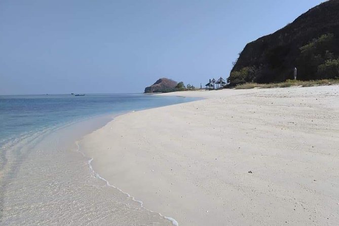 Maumere to Labuan Bajo Flores Overland Tour 7 Days Car Trip - Day 3: Riung 17 Island Marine Park by boat