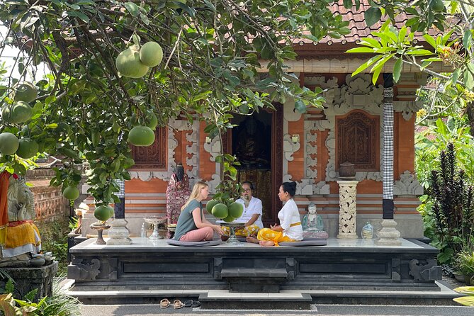 Meditate with a Shaman - The early ride to Mengening Temple