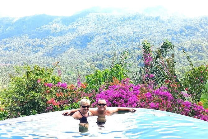 Monkey Bar and snorkling adventure at blue lagoon. - The traditional boat adds local character