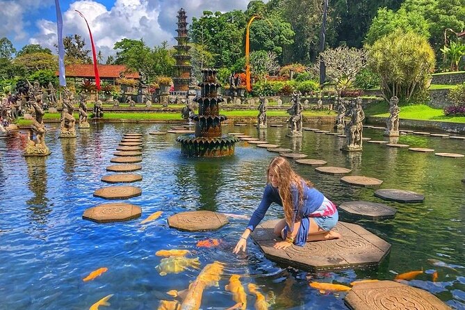 More Complete: Discover Bali In 3 Days Private Tour Package - Day one: Ubud temples, monkeys, water, and rice terraces
