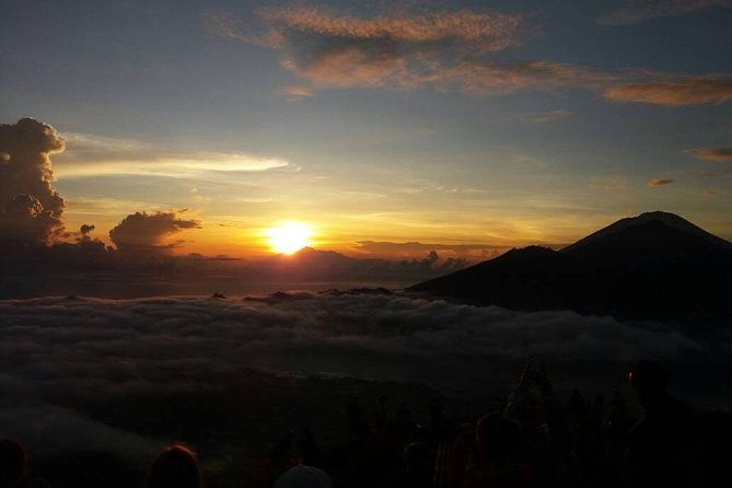 Mount Batur Camping Tour with Sunset and Sunrise Experience - Dinner, hot drinks, and a night in the tent