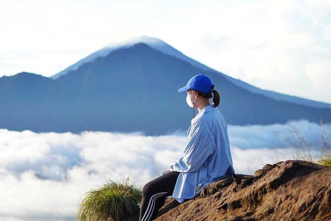 Mount Batur Sunrise Trekking - All Inclusive - What the equipment and guide add