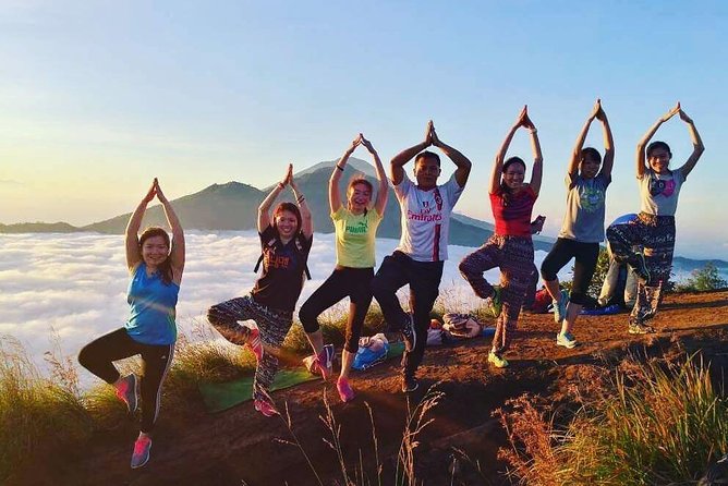 Mount Batur Sunrise Trekking Guide - Sunrise, hot tea, and breakfast at the top