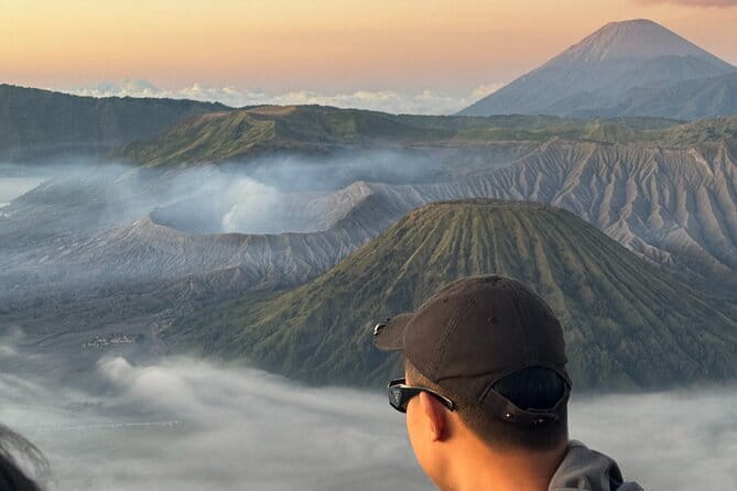 Mount Bromo Sunrise Private Trip - Mt. Penanjakan and the first light