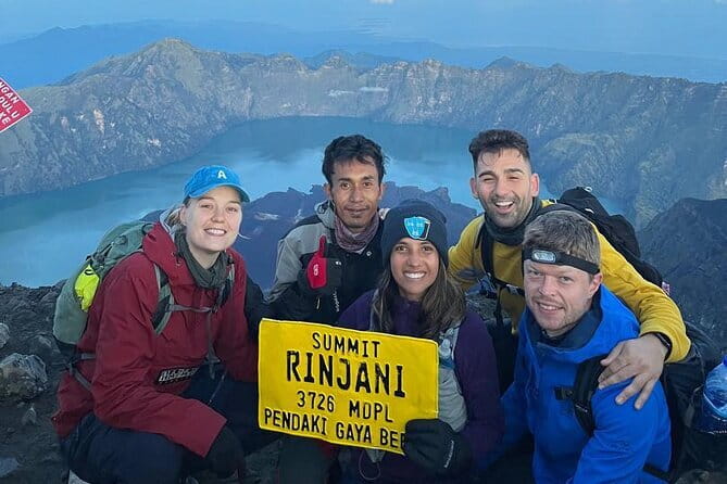 Mount Rinjani 2D 1N trekking to summit - Day 1: Sembalun Village to the crater rim