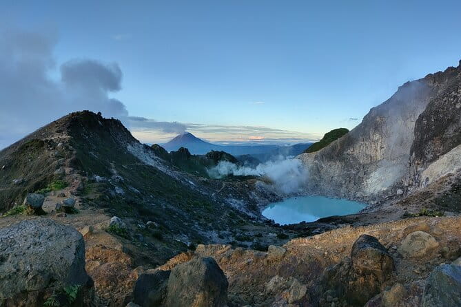 Mount Sibayak Sunrise Hike from Medan - Who should book this experience?