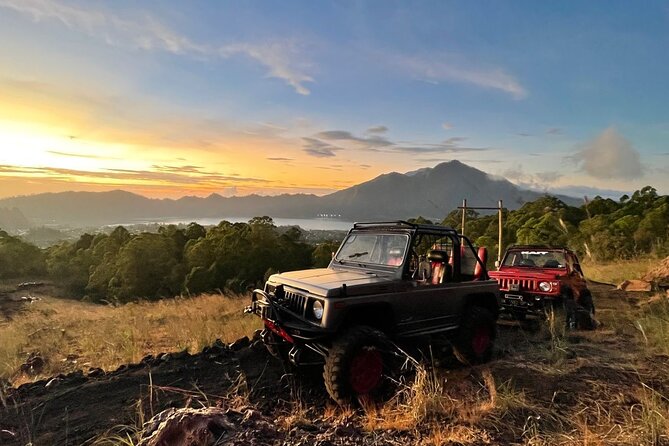 Mt Batur Sunrise Jeep With Breakfast - All Inclusive - Sunrise over Lake Batur and three volcanoes