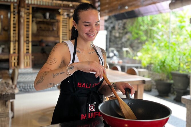 Mufu Rendang Cooking Class Kuta - Starting with Balinese ingredients at 9:30 am