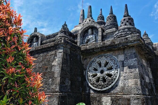North Bali highlights: Buddhist temple, Waterfall & hot spring - Why this North Bali route works as a full-day trip