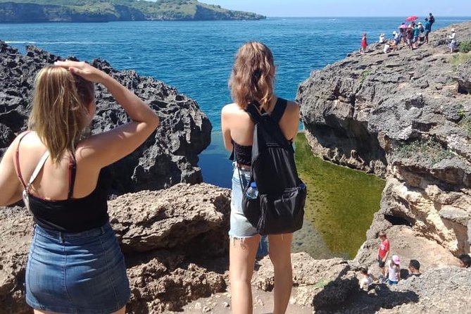Nusa Penida 4 Spot Snorkeling with Manta and Island Tour - Broken Beach and the ten-minute walk
