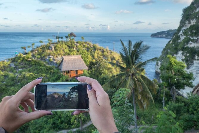 Nusa Penida Instagram Tour. West & East. All-inclusive - Kelingking Beach is the headline view