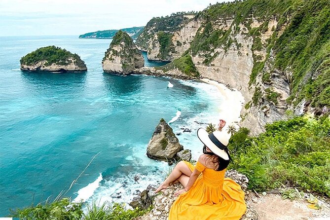 Nusa Penida Instagram Tour. West & East. All-inclusive - Broken Bay is a natural frame for the sea