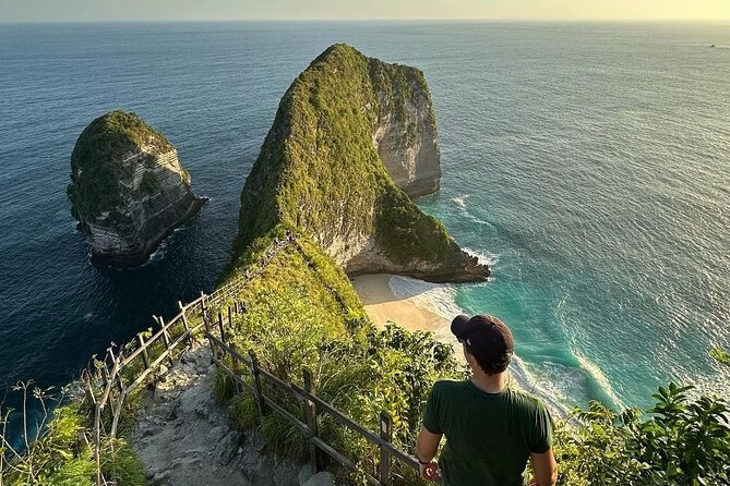 Nusa Penida Island, Instagram Tour & Private Car Service - Crystal Bay gives the day a softer ending