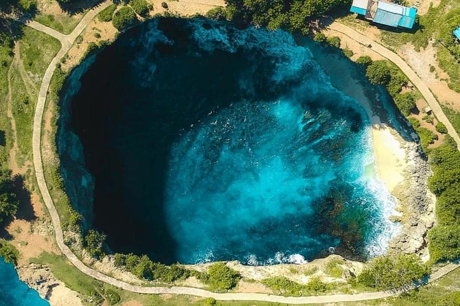 Nusa Penida Island, Instagram Tour & Private Car Service - Broken Beach, where the sea cuts through the cliff
