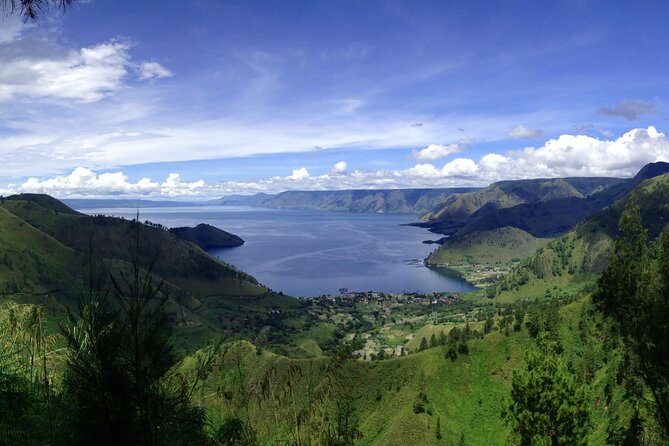 One day tour to explore brastagi High land & lake Toba departure from Medan - Key points to know before booking
