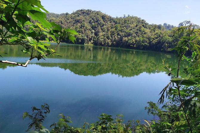 Pauls Flores Tour Labuan Bajo to Ende Flores Land Tour inland by Car 6 Days - Day 4: Riung 17 Island Marine Park