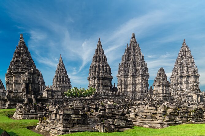 Prambanan Temple and Ramayana Ballet Show (VIP Seat with dinner) - The Ramayana Ballet under the Prambanan sky
