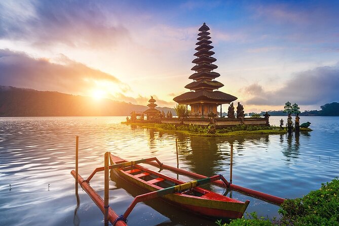 Private 3-day Tour Package: Bali's Top Sights - Day one: temples, waterfalls, and Ubud