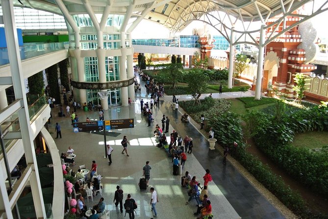 Private Arrival Transfer : Ngurah Rai Airport to Hotel in Bali - What the 20 to 75 minute ride is really like