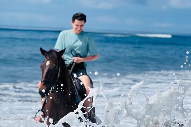 Private Bali Horse riding at saba beach - A quiet ride on Saba’s black sand