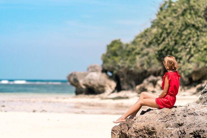 Private Full-Day Bali Tour - Monkey Forest: temples, trees, and cheeky residents
