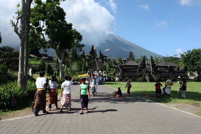 Private Full-Day Temple Tour: Bali Archaeology Tours - Kehen Temple begins the cultural route