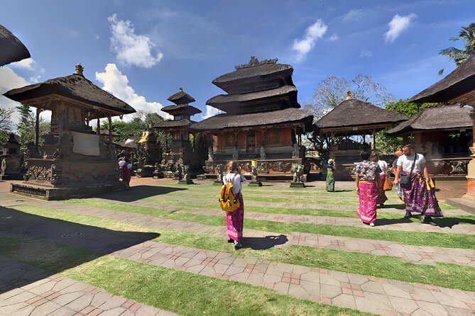 Private Half-Day Tour : Ubud Waterfall Tour Packages - Batuan Temple and a closer look at Balinese design