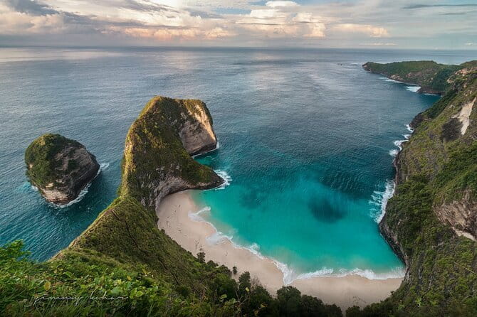 Private Sightseeing Northern East Bali All inclusive - Virgin Beach for swimming and a slower finish