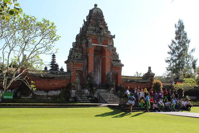 Private Tour: Bali Temples, Hidden Waterfall and Handara Gate - Handara Gate: iconic photo, uncertain wait