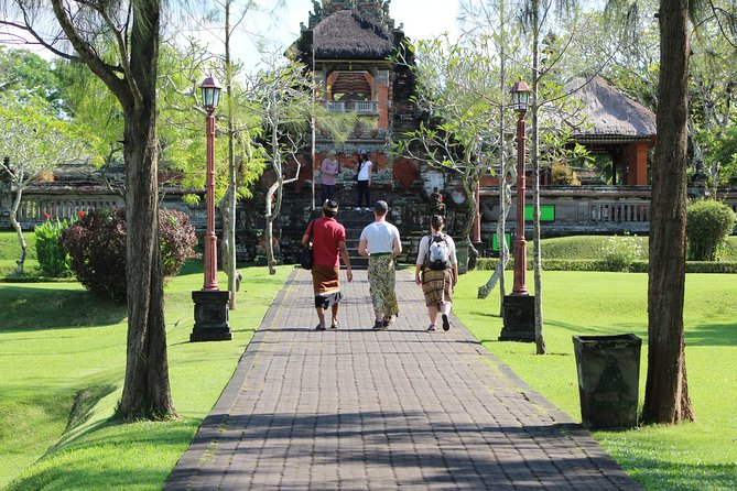Private Tour: Bali Temples, Hidden Waterfall and Handara Gate - Leke Leke Waterfall: beautiful, but not effortless