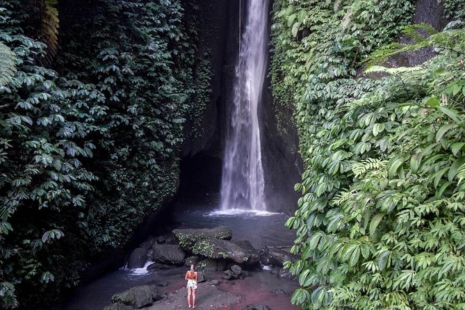 Private Tour: Leke-Leke Waterfall, Handara gate & Iconic Temples - Ulun Danu Beratan beside the crater lake