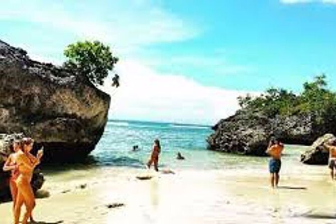 Private Tour Uluwatu Sunset Kecak Dance and Dinner at Jimbaran - Who will enjoy this evening most