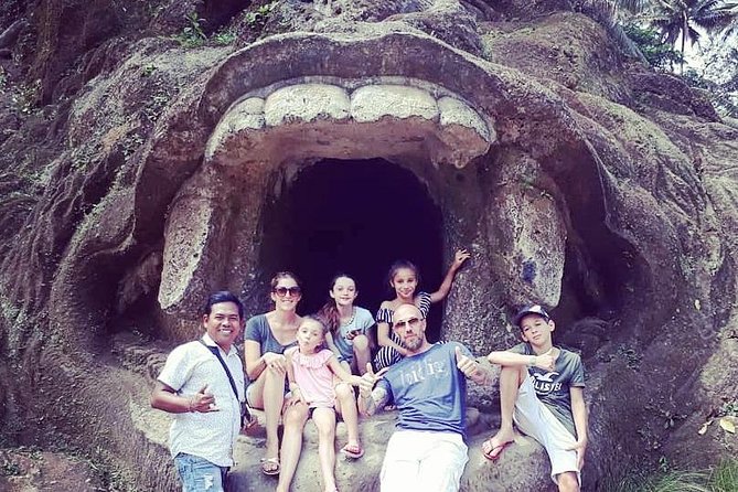 Private Ubud Tour Package - Tegalalang Rice Terrace, swing, and bird nest
