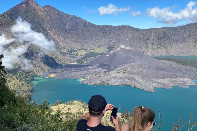 Rinjani Trekking 1 day Trek To the rim via senaru 2,642m - Meals and practical comfort on a hard day