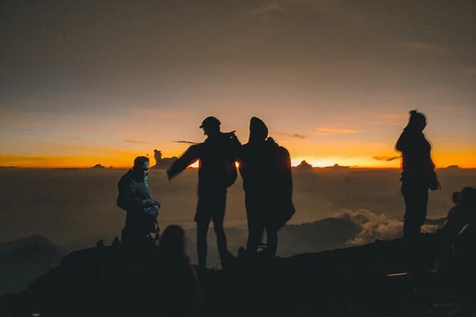 Rinjani Trekking 3D2N Summit - Full Trail - Finishing in Senaru Village