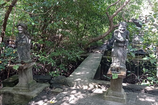 Sanur Village E-bike Tour: Family-Friendly Adventure - Cycling through traffic without losing the fun