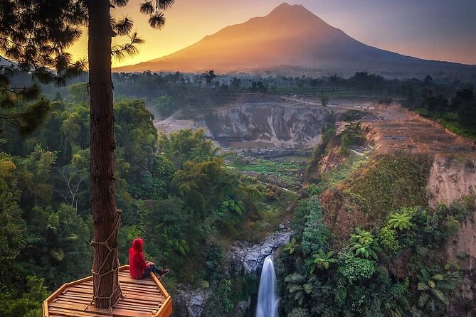 Selogriyo Temple and Trekking Java Rice Terraces, hidden waterfall -Nature Java - Stop for coffee with a view
