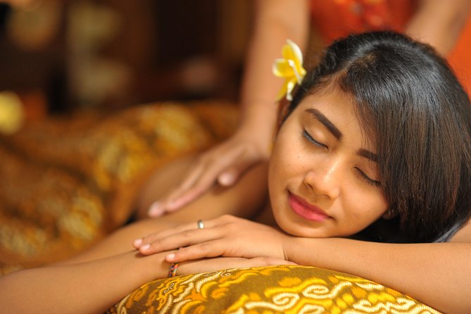 Sweet Dream Couple Treatment by ANJALI SPA - The 60-minute traditional facial