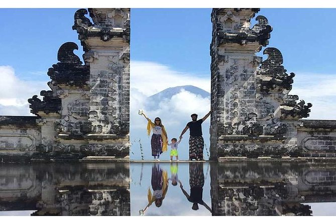 Tour Gate of Heaven at Lempuyang Temple - Blue Lagoon Snorkeling with lunch - Blue Lagoon and Tanjung Jepun by Jukung boat