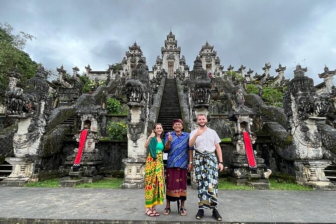 Tukad Cepung Besakih Lempuyang Temple Best of East Bali Tour - Lempuyang Temple and the Gate of Heaven queue