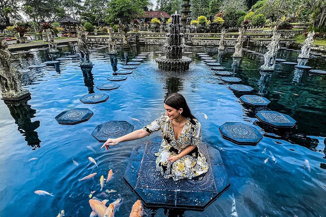 Ubud Bali Driver ( Bali Custom Tour ) - Tanah Lot and Uluwatu for coastal scenery