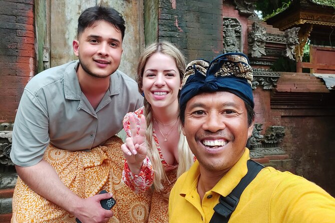 Ubud Bali Driver - Private Driver in Ubud - Tirta Empul, Bali’s holy-water temple