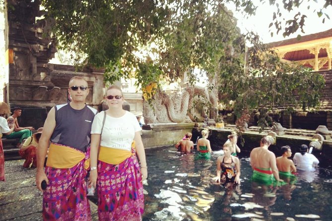 Ubud Natural Gems And Secret Waterfall Private Guided Tour - Tegenungan Waterfall: an accessible finale