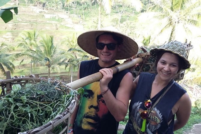 Ubud Private Tour From Cruise Port Benoa Bali All Inclusive - Batuan Temple and proper temple dress