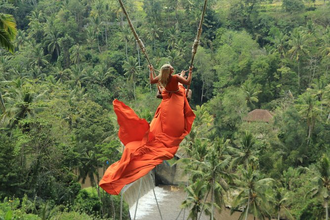 Ubud Private Tours with Jungle Swing Experience - all inclusive - Puseh Batuan Temple brings a sacred stop