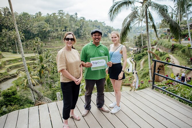 Ubud Small Group Tour: Monkey Forest, Tegalalang Rice Terraces and more - Tegenungan Waterfall starts the day with a cool break