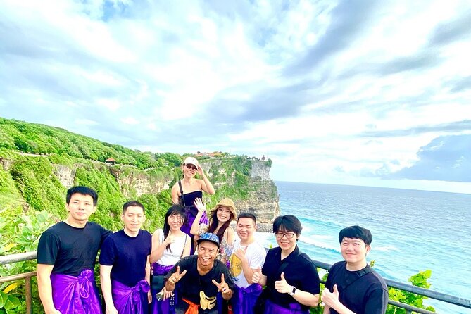 Uluwatu Temple Entry and Kecak Fire Dance Ticket - Dealing with Uluwatu’s clever monkeys
